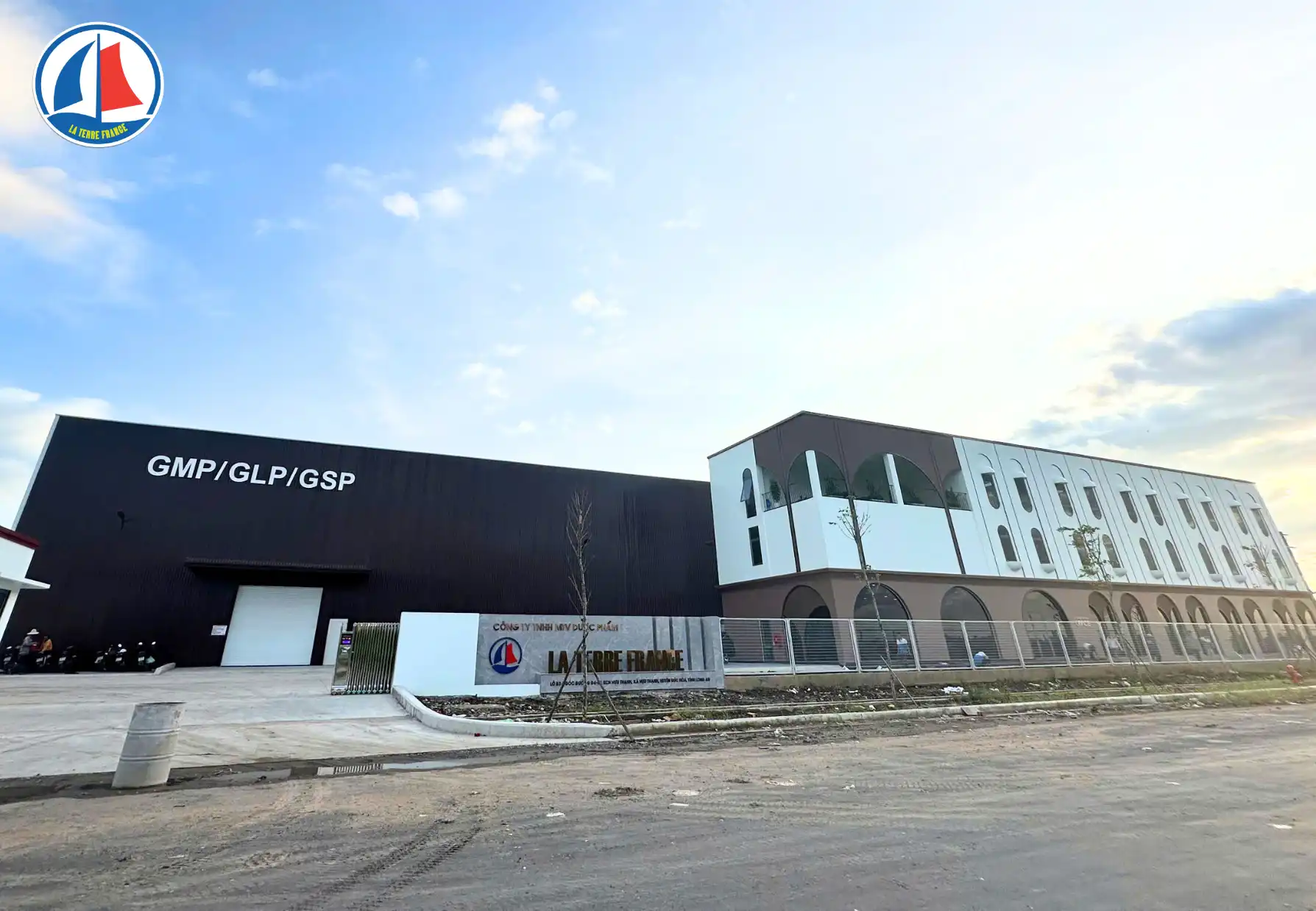 Tư Vấn & Gia Công Mỹ Phẩm Mới – Biến Ý Tưởng Thành Siêu Phẩm