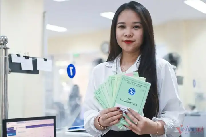 Lương 15 triệu đồng đóng bảo hiểm bắt buộc bao nhiêu?